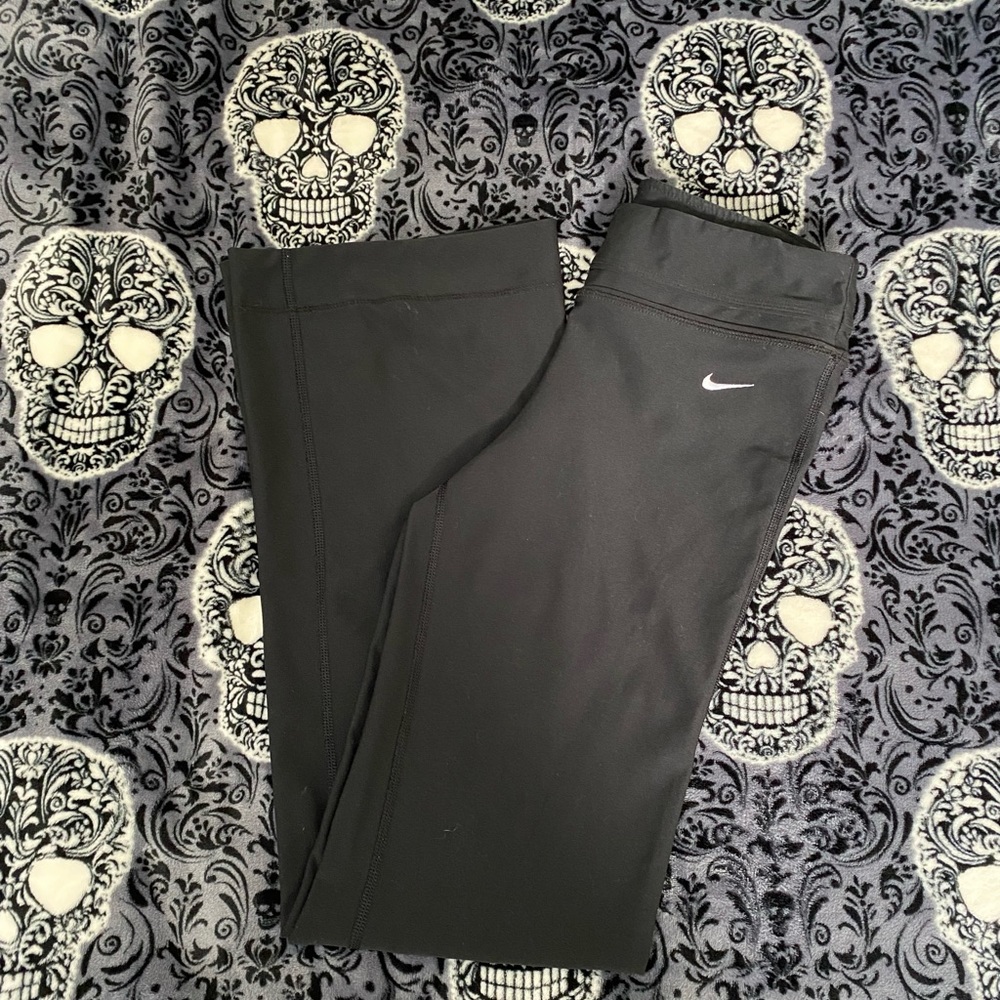 Black Nike Low Rise Flare Legging